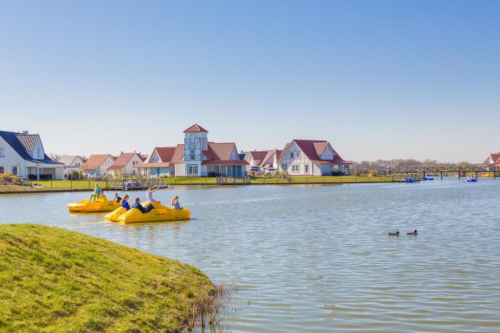 Roompot Residence Cadzand Bad Sluis Bagian luar foto